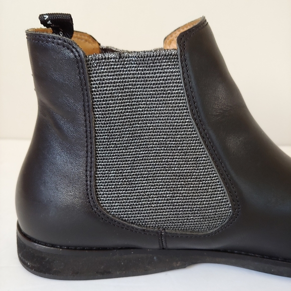 Rollie Nation Australia Black Chelsea Boots Size 7 - Picture 10 of 16